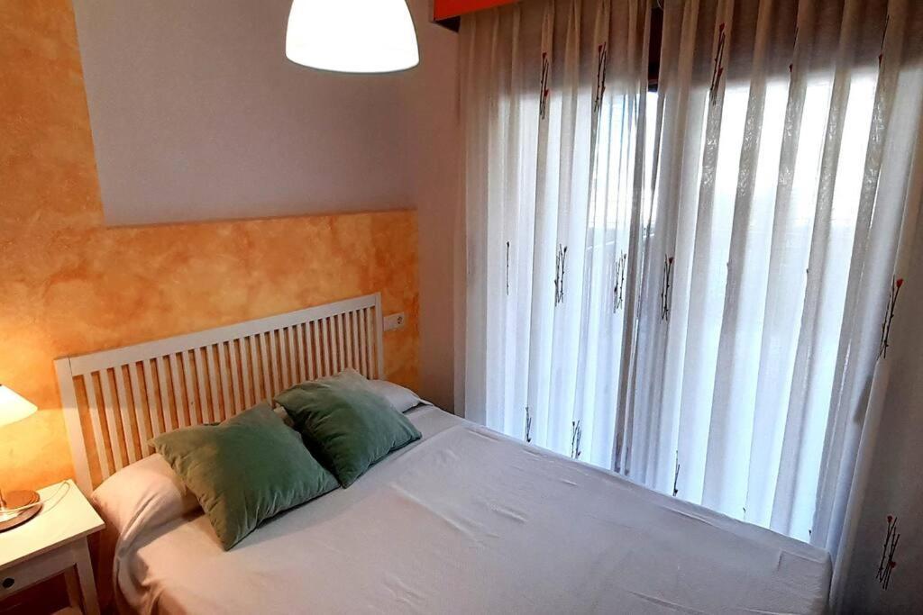 Playa Foz Con Piscina Y Terraza Lejlighed Eksteriør billede